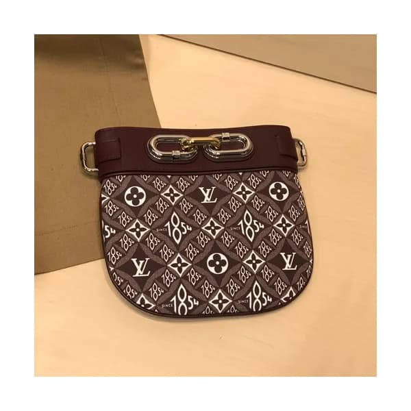 Louis Vuitton 2020 1854 Messenger Shouder Bag,20cm… - 1
