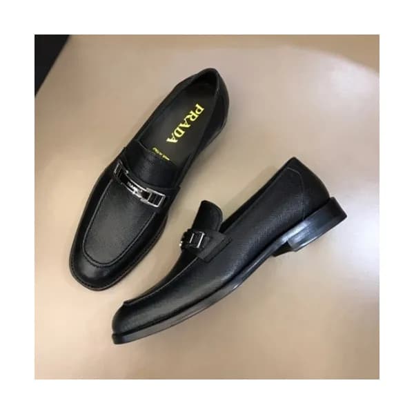 프라다 남성 레더 로퍼 Size(240 - 275) 블랙 - Prada Men'… - 1