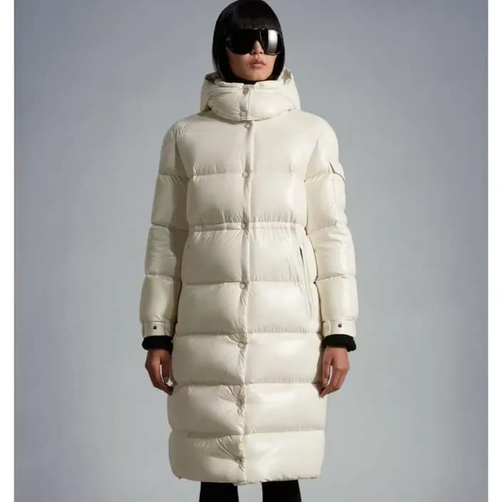 몽클레어 여성 화이트 다운 롱패딩 - Moncler Womens White Down Pad… - 1