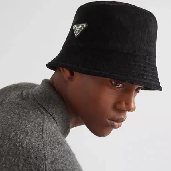프라다 남/녀 블랙 벙거지 - Prada Unisex Black Headgear - pr8… - 1