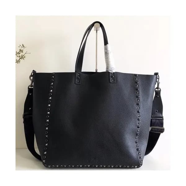 Valentino 2019 Leather Reversible Tote Shoulder Sh… - 1