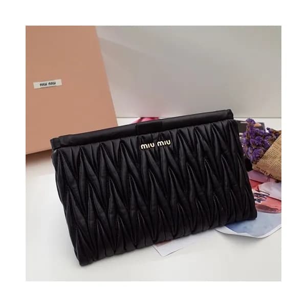 MiuMiu 2019 Women Clutch Bag,28cm - 미우미우 2019 여성용 … - 1