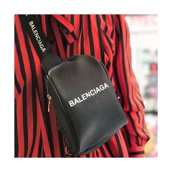 Balenciaga 2019 Leather Hip Sack Belt Bag,26CM - 발… - 1