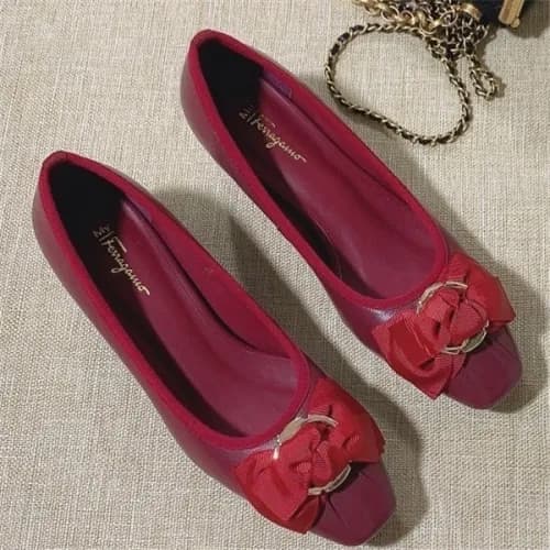 Salvatore Ferragamo 2020 Women's Leather Flat …