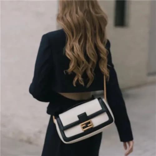 Fendi 2020 Women's Leather Chain Shoulder Bag,… - 1