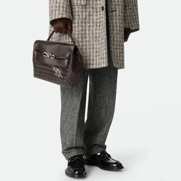 보테가베네타 남성 스몰 안디아모 백 - Bottega veneta Mens Small An… - 1