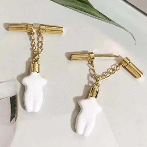 CHLOE Yellow Gold Earring - 끌로에 여성용 18k도금 옐로우 골… - 1
