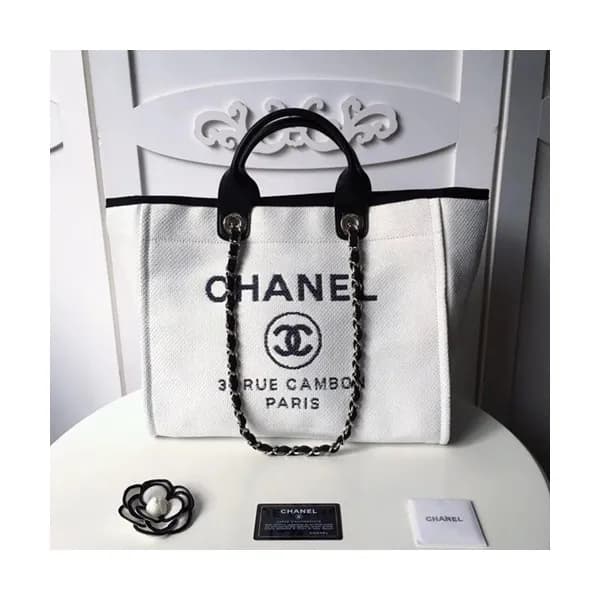 Chanel 2018 Canvas Deauville Tote Shoulder Bag,39C… - 1