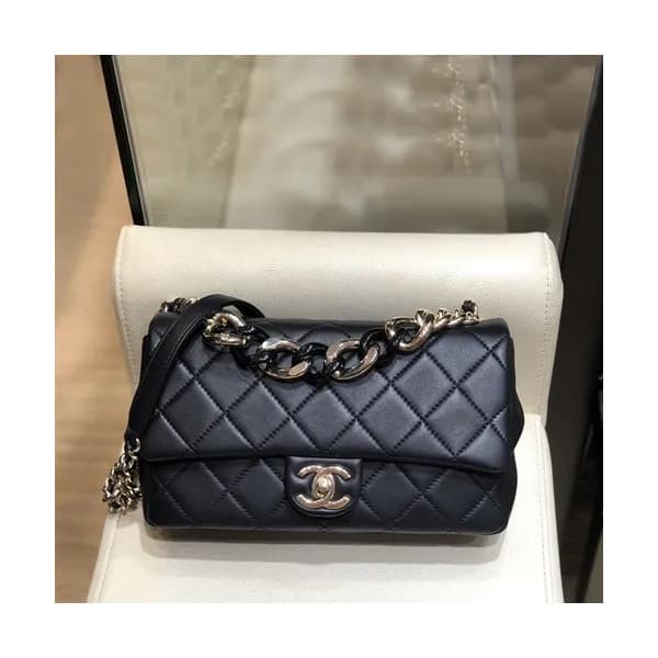 Chanel 2019 Woman Leather Tote Shoulder Bag 27CM -… - 1