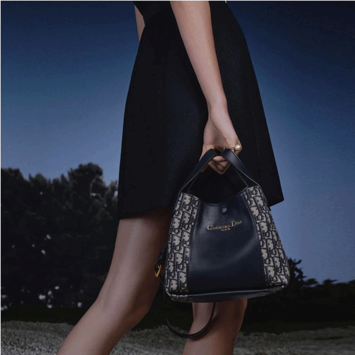 디올 여성 시그니처 스몰 버킷백 M2840 - Dior Womens Signature Bu… - 1