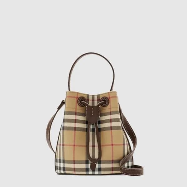 버버리 여성 미니 체크 버킷 백 - Burberry Womens Mini Check Buc… - 1