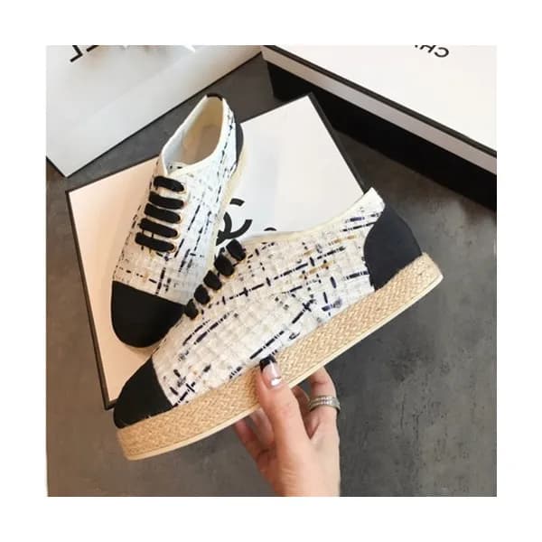 Chanel 2019 Ladies Tweed Sneakers - 샤넬 2019 여성용 트위… - 1