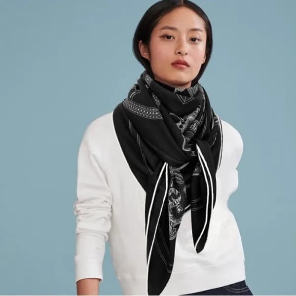 에르메스 여성 블랙 스카프 - Hermes Womens Black Scarf - he515… - 1