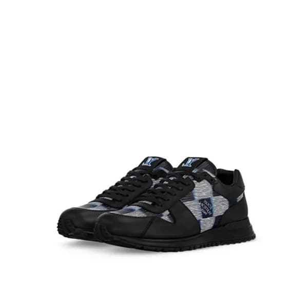 루이비통 남성 블랙 스니커즈 - Louis vuitton Mens Run Away Snea… - 1