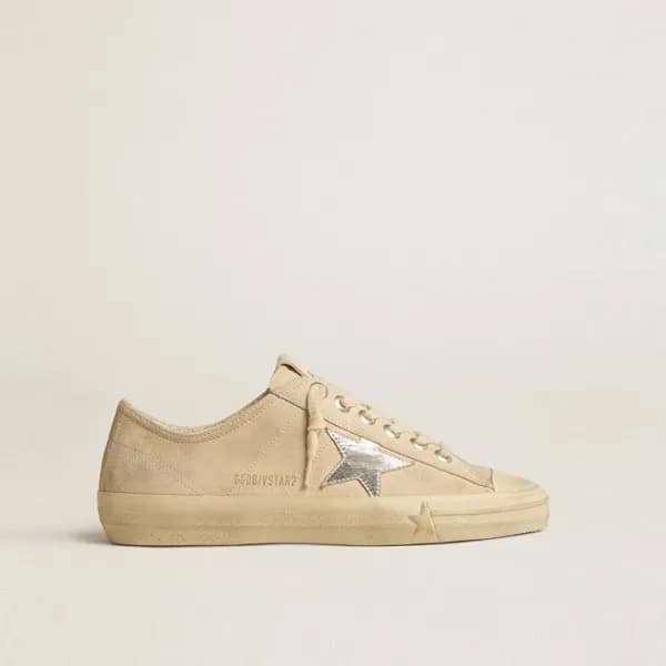 골든구스 여성 브이스타 스니커즈 - Golden Goose Womens V-Star Sne… - 1