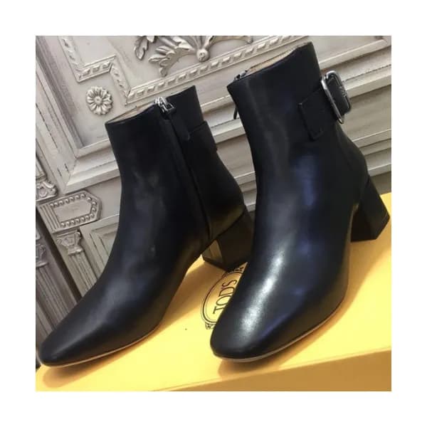 TOD'S 2018 LADIES LEATHER ANKLE BOOTS - 토즈 여… - 1