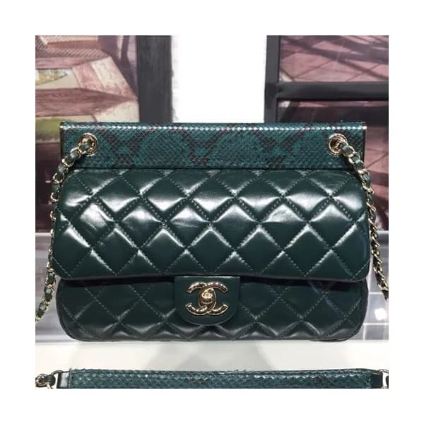 Chanel Leather Chain Shoulder Bag ,26CM - 샤넬 레더 체인… - 1