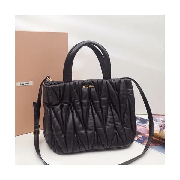 MiuMiu 2019 Matelasse Tote Shoulder Bag,24cm - 미우미… - 1