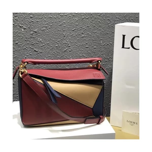 Loewe 2019 Puzzle Small Shoulder Bag, 24CM - 로에베 2… - 1