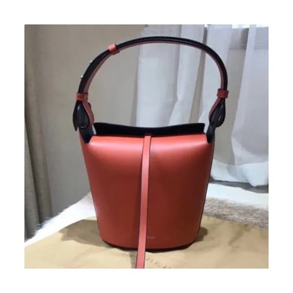 Burberry 2019 Small Leather Bucket Tote Bag, 29cm … - 1