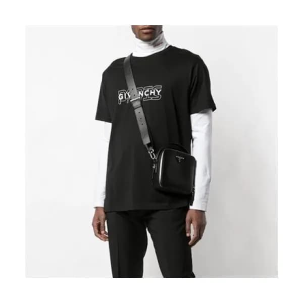 [지방시]Givenchy 2020 Mm/Wm Logo Silket Crew-neck Sho… - 1