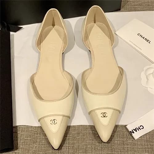 Chanel 2021 Women's Leather Flat - 샤넬 2021 여성용… - 1