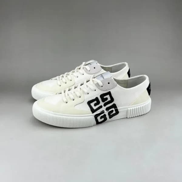 지방시 남성 클래식 화이트 스니커즈 - Givenchy Mens White Sneakers… - 1