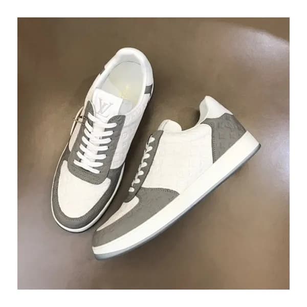루이비통 남성 그레이 스니커즈 - Louis vuitton Mens Gray Sneaker… - 1
