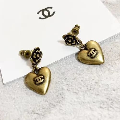 CHANEL ROSE Gold Earring - 샤넬 여성용 18k도금 로즈 골드 귀걸… - 1