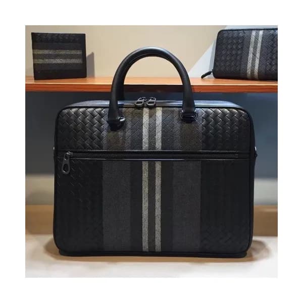 Bottega Veneta Leather Black Mens Business ,37cm -…