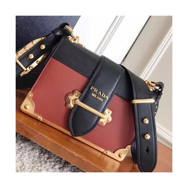 Prada Cahier Leather Shoulder Bag,20cm - 프라다 카이에 레… - 1