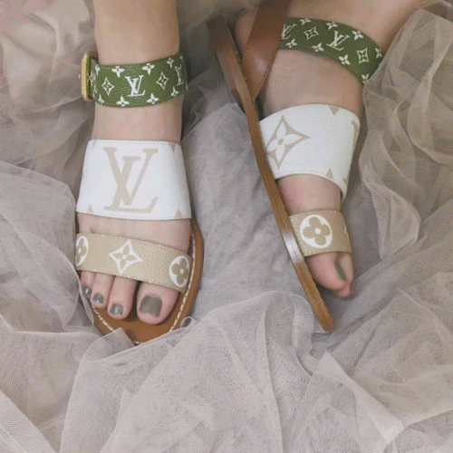 Louis Vuitton 2019 Womens Initial Logo Strap Leath… - 1