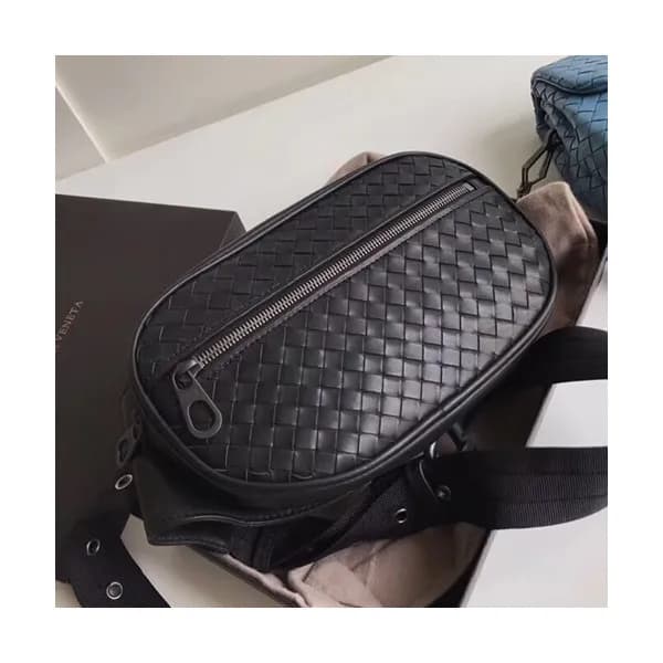 Bottega Veneta 2019 Leather Hip Sack,25cm - 보테가 베… - 1