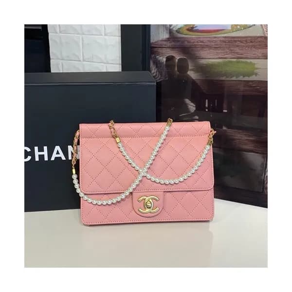 Chanel 2019 Pearl Shoulder Cross Bag ,21CM - 샤넬 2… - 1