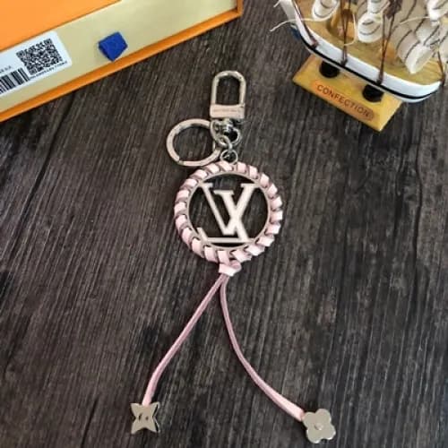 LouisVuitton bag charm-루이비통 트위스트 백 참 Lou0010. - 1