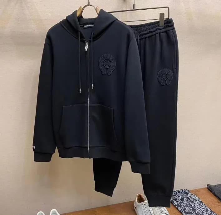 Chrome Hearts 2023 Mens Casual Logo Training Cloth… - 1
