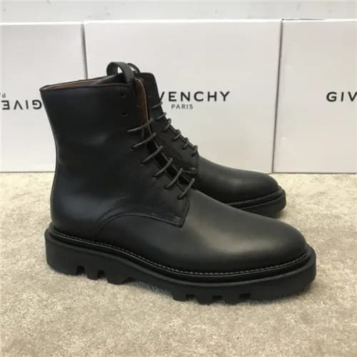 Givenchy 2020 Men's Leather Ankle Boots - 지방시 … - 1