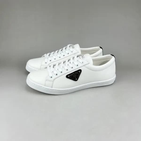 프라다 남성 클래식 화이트 스니커즈 - Mens White Sneakers - pra027… - 1