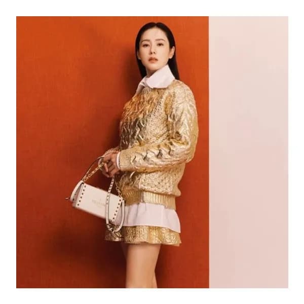 발렌티노 여성 베이지 폰백 - Valentino Womens Beige Phone Bag … - 1