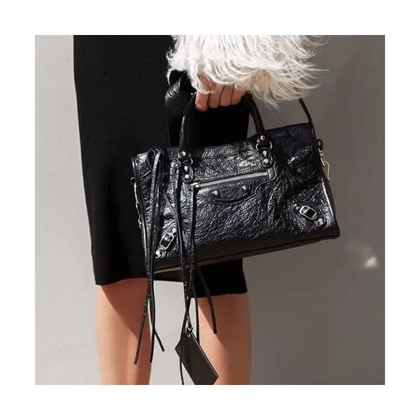 Balenciaga 2019 Classic City Leather Tote Shoulder… - 1