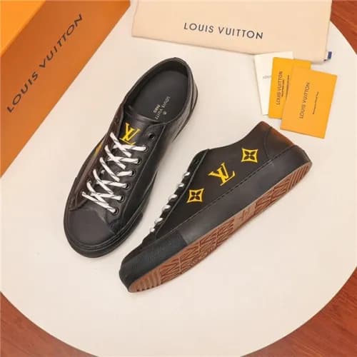 Louis Vuitton 2020 Men's Leather Sneakers - 루이… - 1