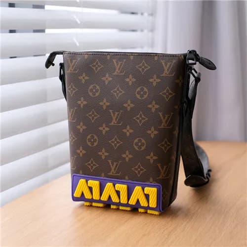 [유니크한]Louis Vuitton 2021 Mm/Wm Leathet Shoulder ba… - 1