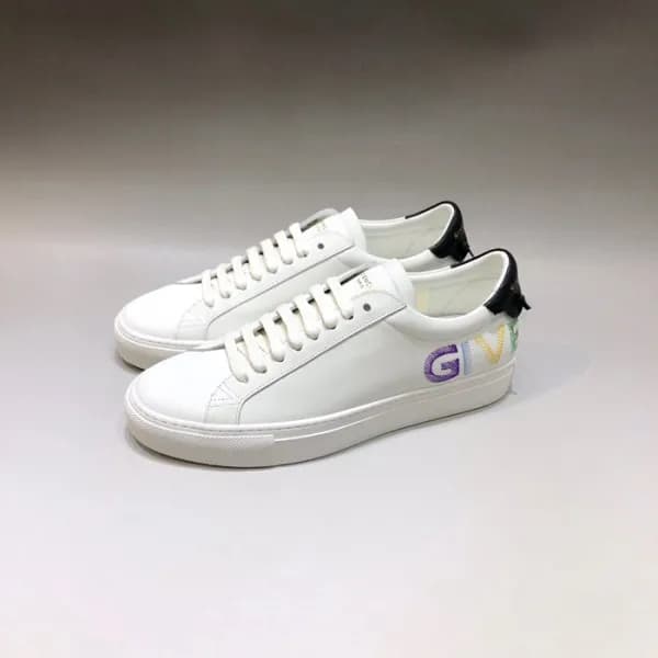지방시 남/녀 클래식 화이트 스니커즈 - Unisex White Sneakers - giv… - 1