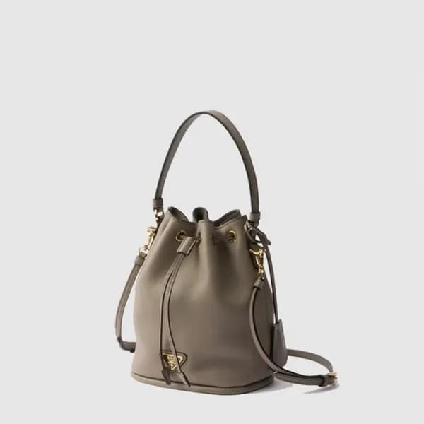 프라다 여성 소프트 그레인 버킷백 1BE067 - Prada Womens Soft Grai… - 1