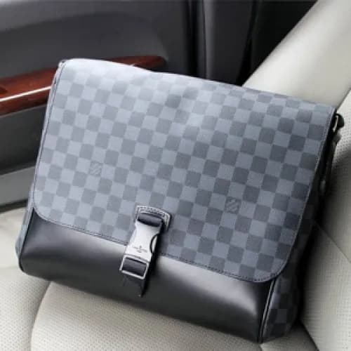 루이비통 2015 남성용 메신저백 MM Damier LV070 - 1