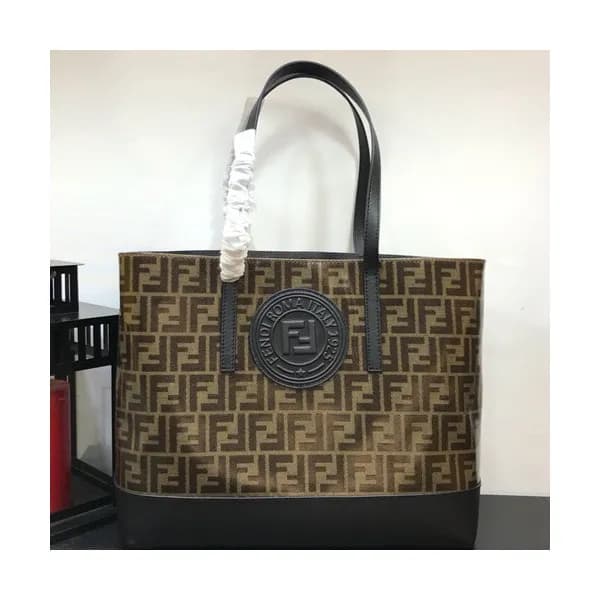 [데일리 백으로 강추]Fendi 2019 Women Tote Shopper Bag ,37C… - 1