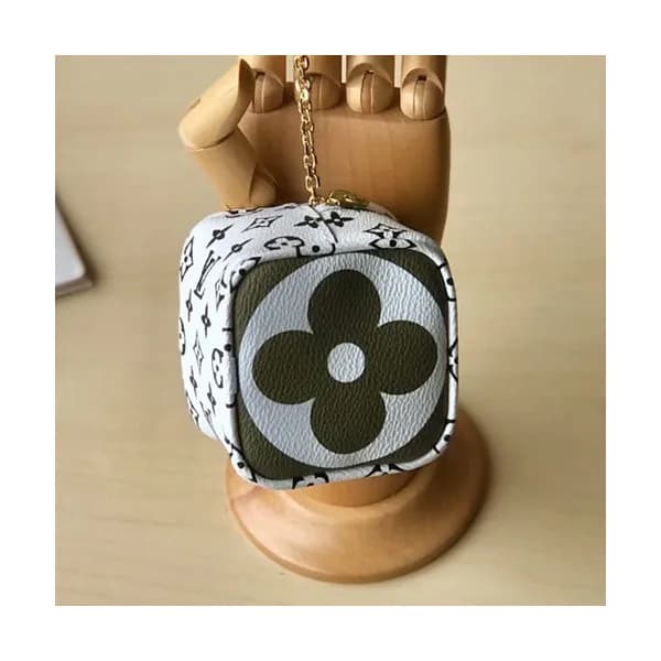 Louis Vuitton 2019 Womens Cube Coin Purse - 루이비통 … - 1