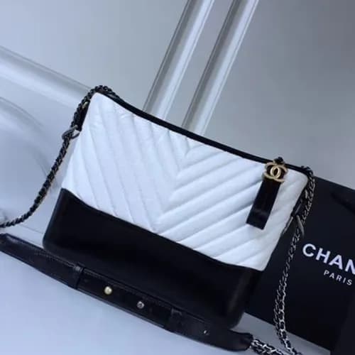 Chanel 2019 Gabrielle Hobo Shoulder Bag,20/28CM -… - 1