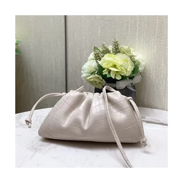 Bottega Veneta 2019 The Pouch Bag / Shoulder Bag,2… - 1