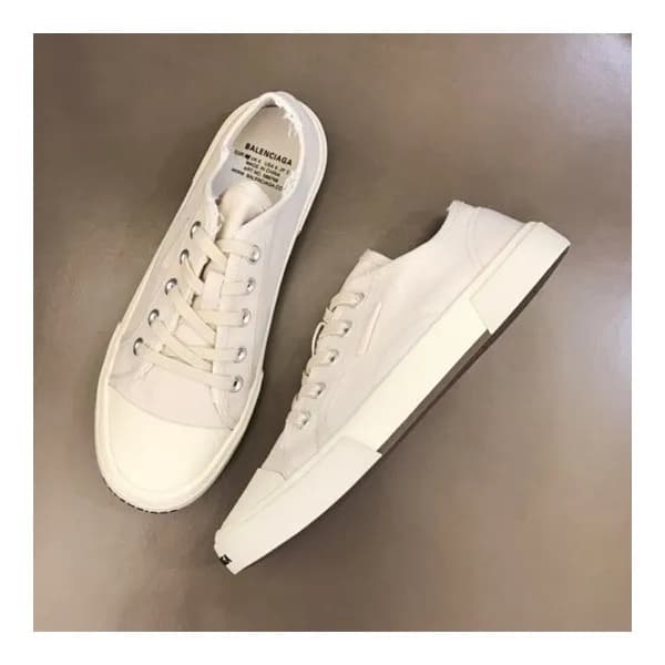 발렌시아가 남/녀 클래식 화이트 스니커즈 - Unisex White Sneakers - b… - 1